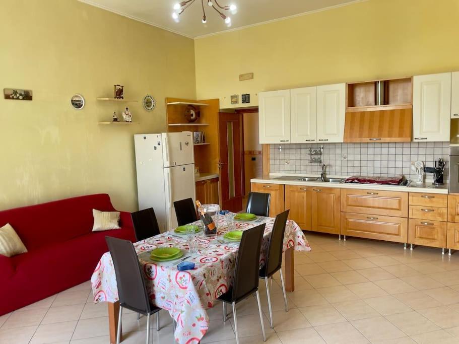 Free Wi-fi- Vista Mare E Vesuvio-casa Laura Appartamento Napoli
