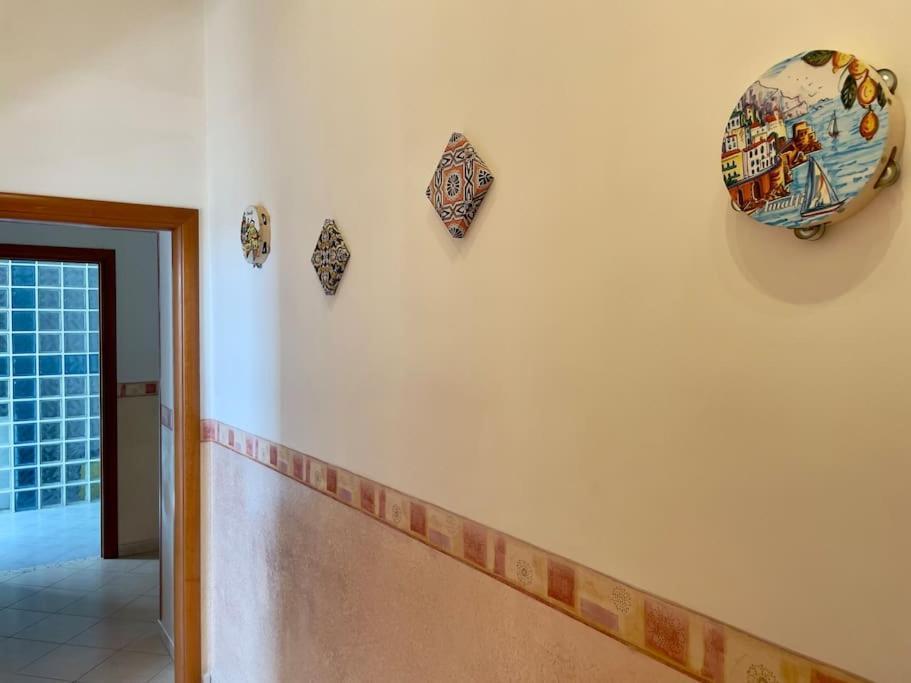 Free Wi-fi- Vista Mare E Vesuvio-casa Laura Napoli